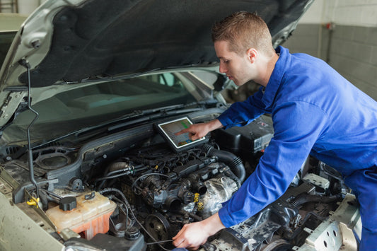 Signs Your Truck Needs a Common Powertrain Controller CPC4 Repair